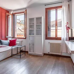 Appartamento Venezia-san Marco View On Luxury Shopping Street, Venezia